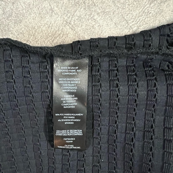 👚BEBE STRAPLESS FRINGE KNIT TOP👚 - Picture 6 of 8